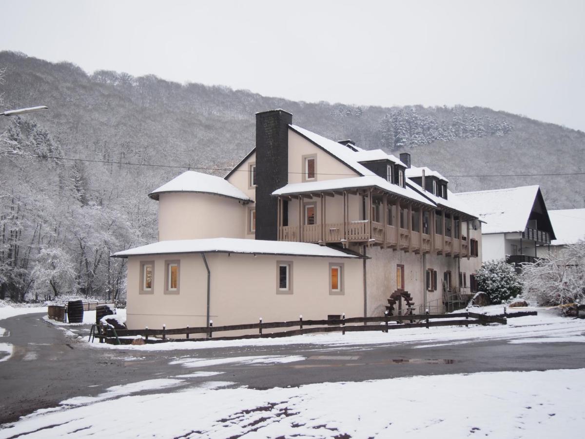 Alte Baeckerei Apartment Bescheid Exterior foto