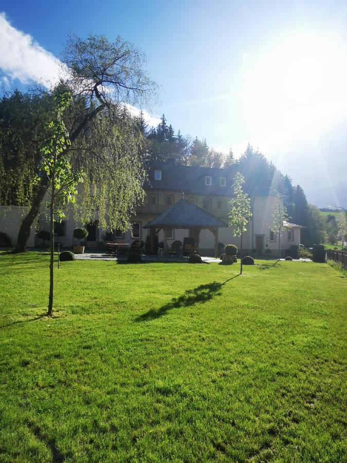 Alte Baeckerei Apartment Bescheid Exterior foto