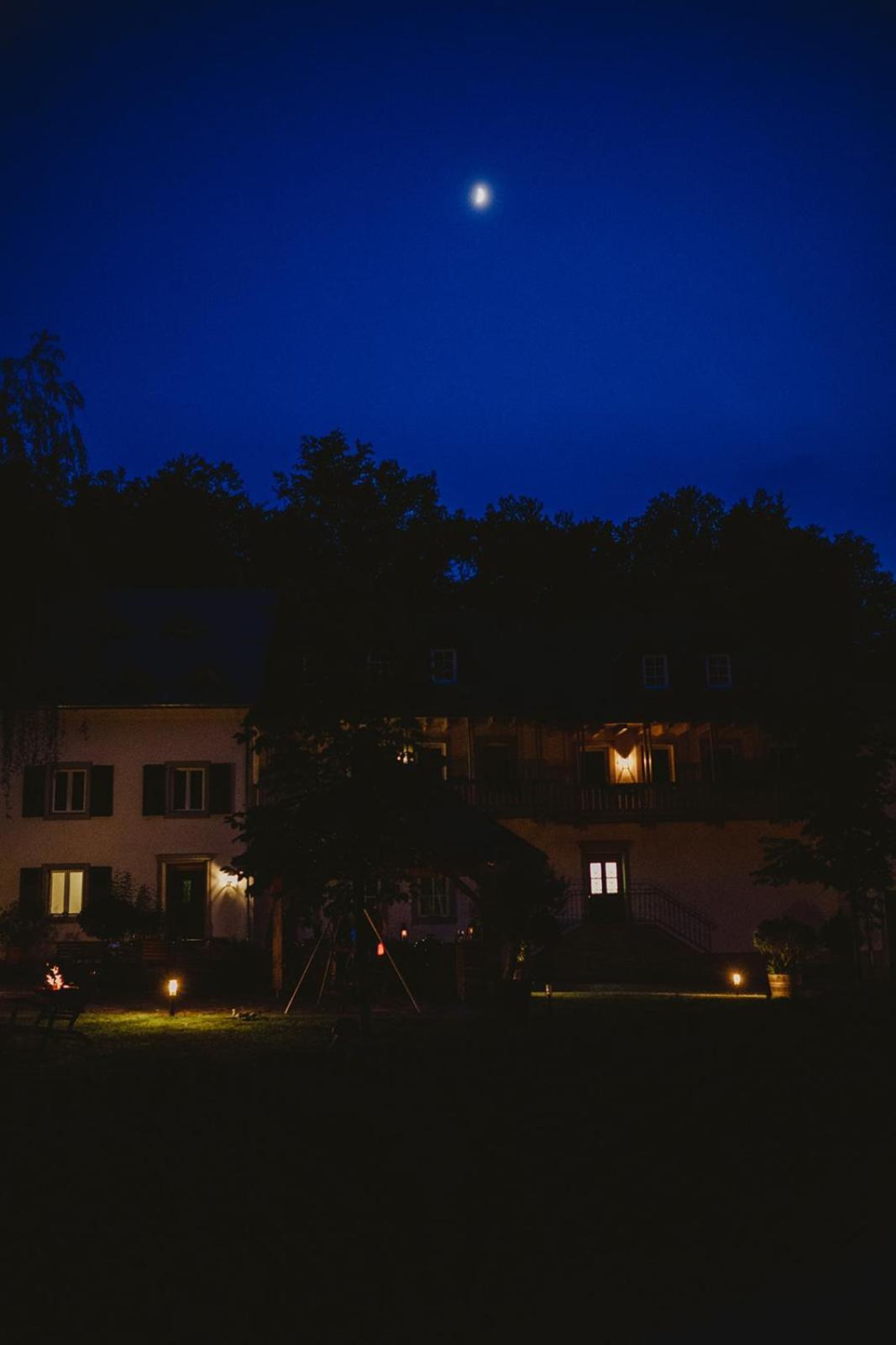 Alte Baeckerei Apartment Bescheid Exterior foto